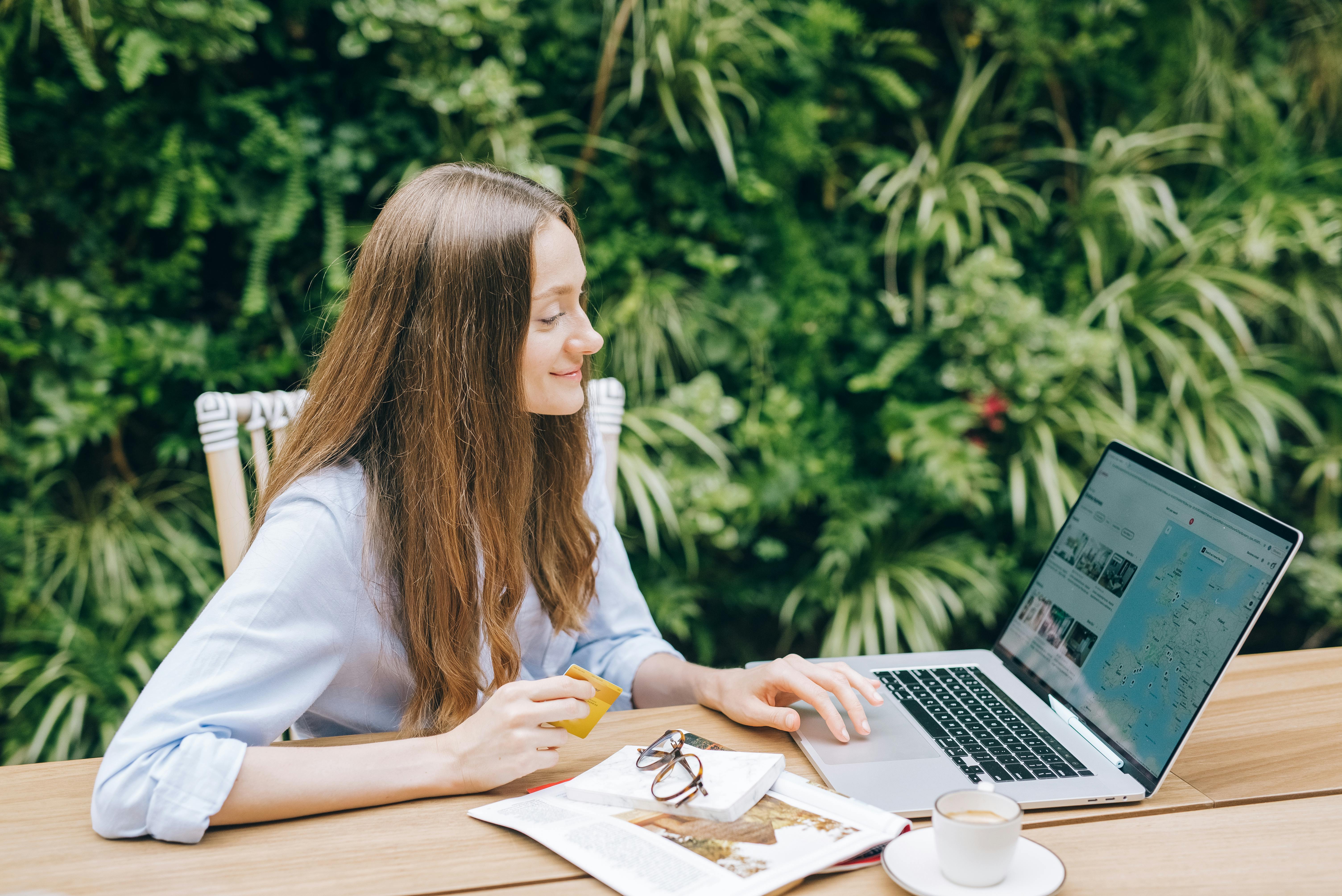 Pinterest pin examples for a work-from-home income strategy