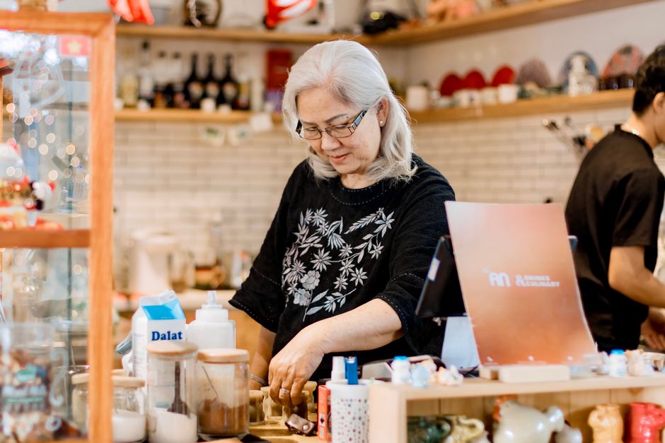 The Patience Payoff: Why Your Cake Shop Blog Won't Rank on Google or Pinterest for 90 Days (And Exactly What to Do While You Wait)