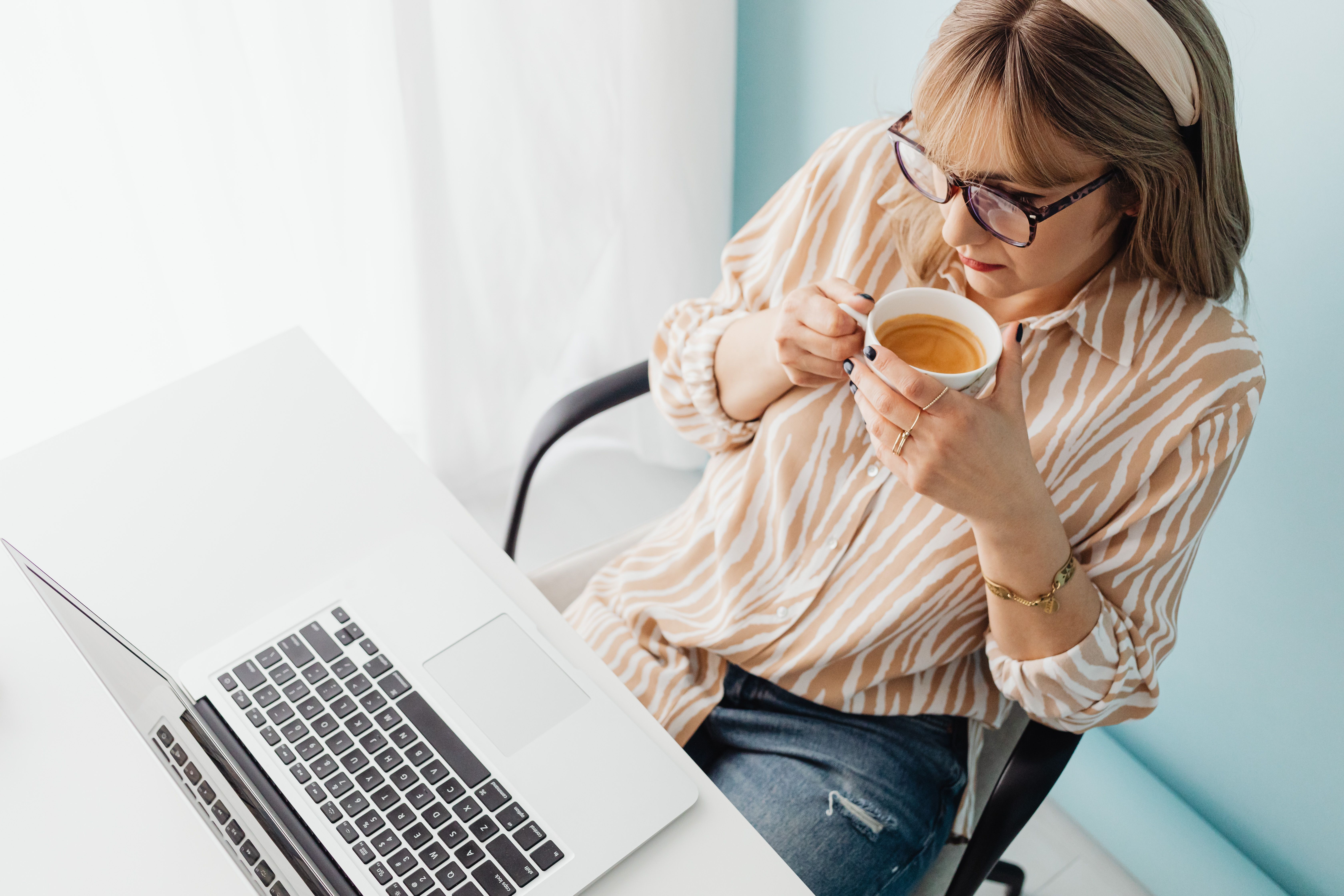 Finding Pinterest content gaps: topics with little competition