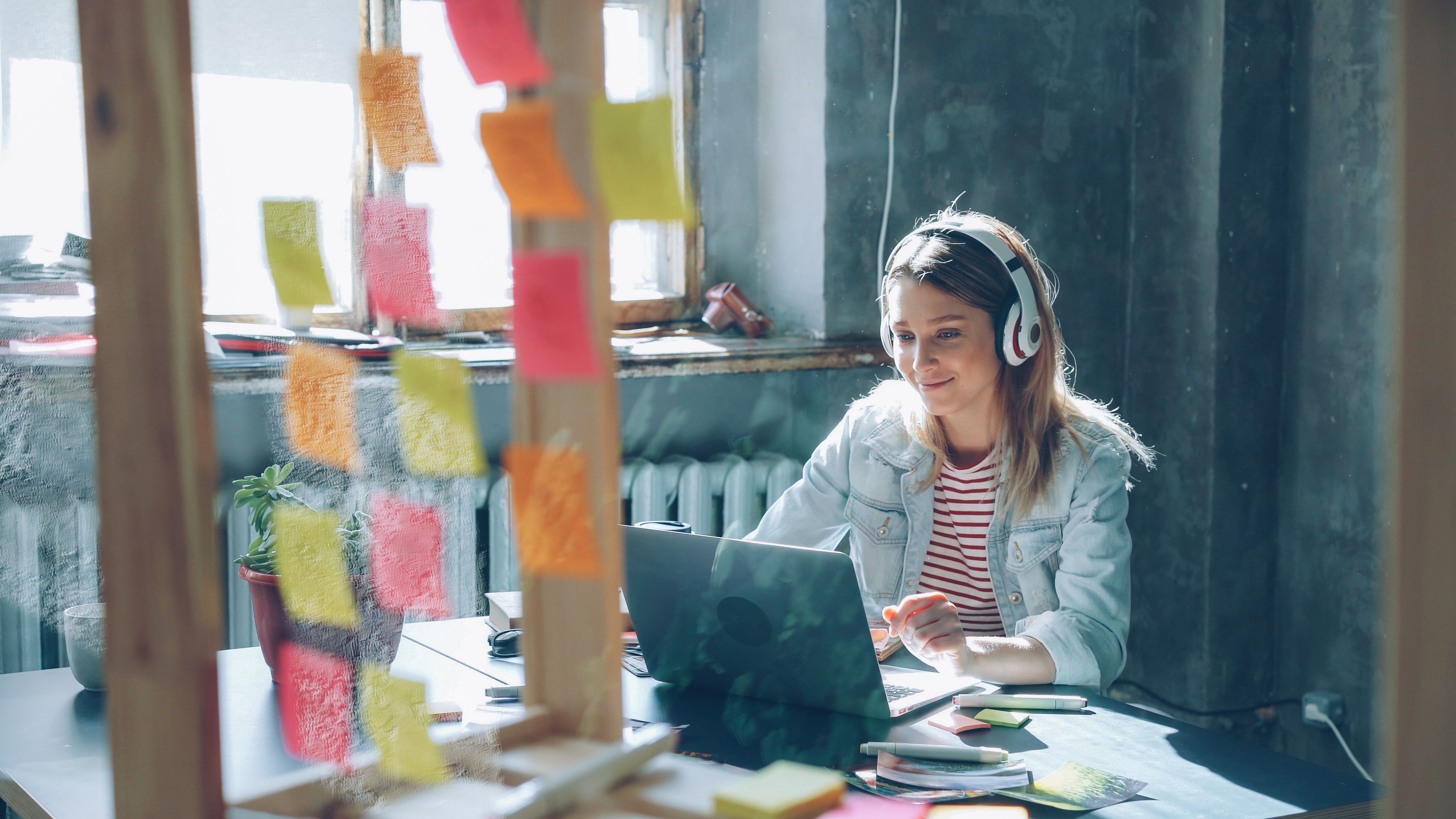 7 Pinterest Pin Ideas for Service Businesses (Plus a 28-Day Plan to Actually Publish Them)
