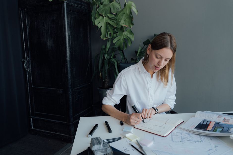 The Q5 pin refresh: a 5-step routine to turn December blog posts into 'new year reset' pins for the week between Christmas and New Year